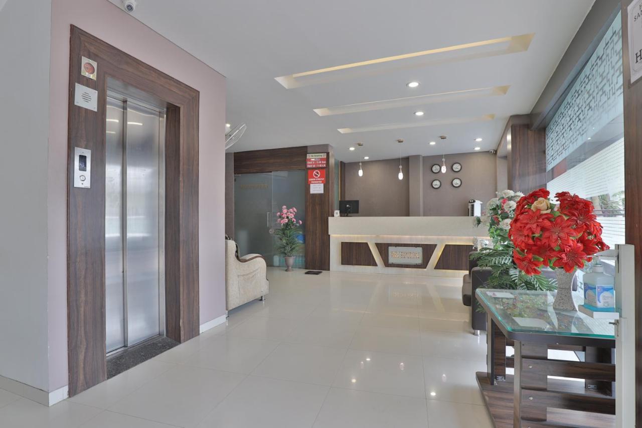 Hotel Planet Vadodara Kültér fotó