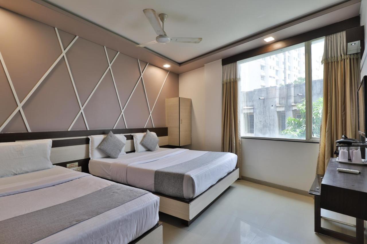Hotel Planet Vadodara Kültér fotó